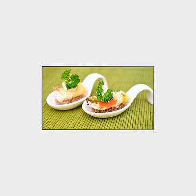 সম্পূর্ণ মেশিনের জন্য 65 ইঞ্চি সাপোর্ট 3500nits আউটডোর অ্যাপ্লিকেশন এরিয়া